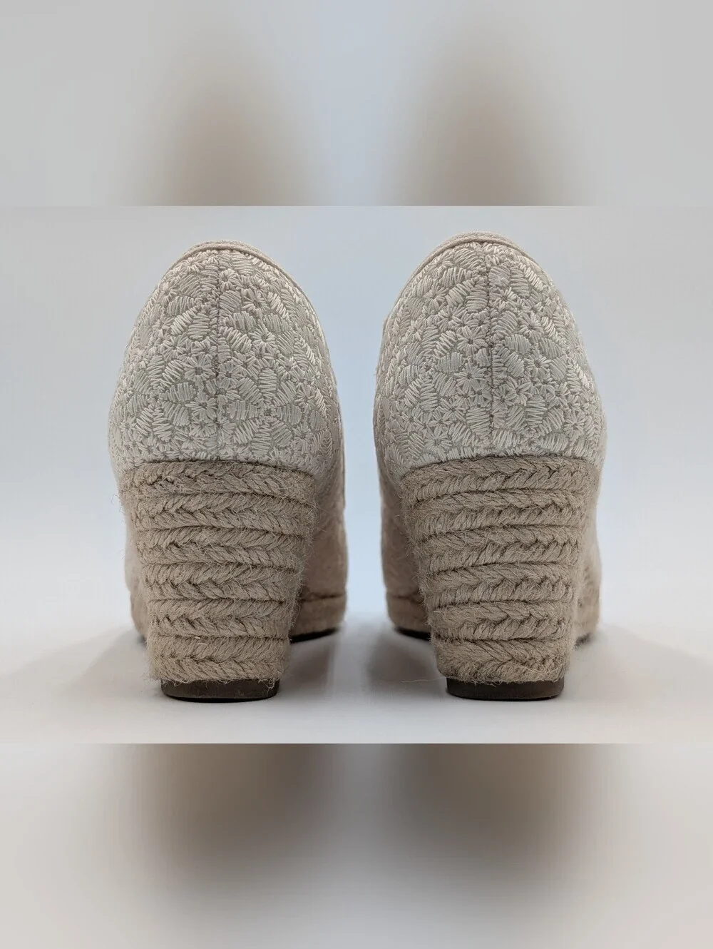 Bandolino Nuri Sz 6.5M Natural Linen Floral Espadrille Jute-Wrapped Wedge Sandal